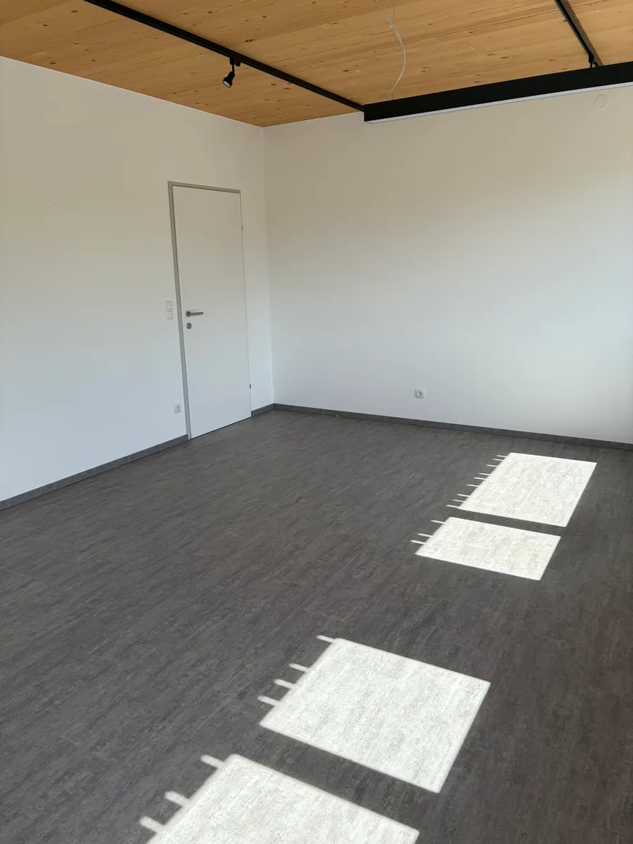 Büro zu vermieten - 1. Stock inkl. Parkplatz - Ansicht 3