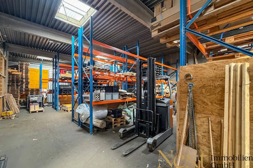 Lagerhalle mit Rolltor und Büro in Linz zu vermieten! - Ansicht 2