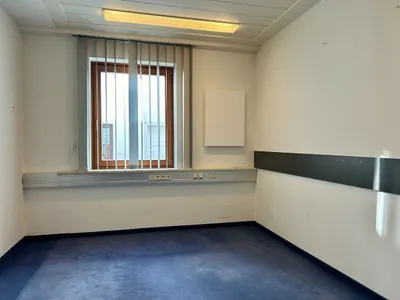 7-Zimmer-Gewerbeimmobilie mieten in Liezen – 297 m², € 4.894 – Bild 11 von 14