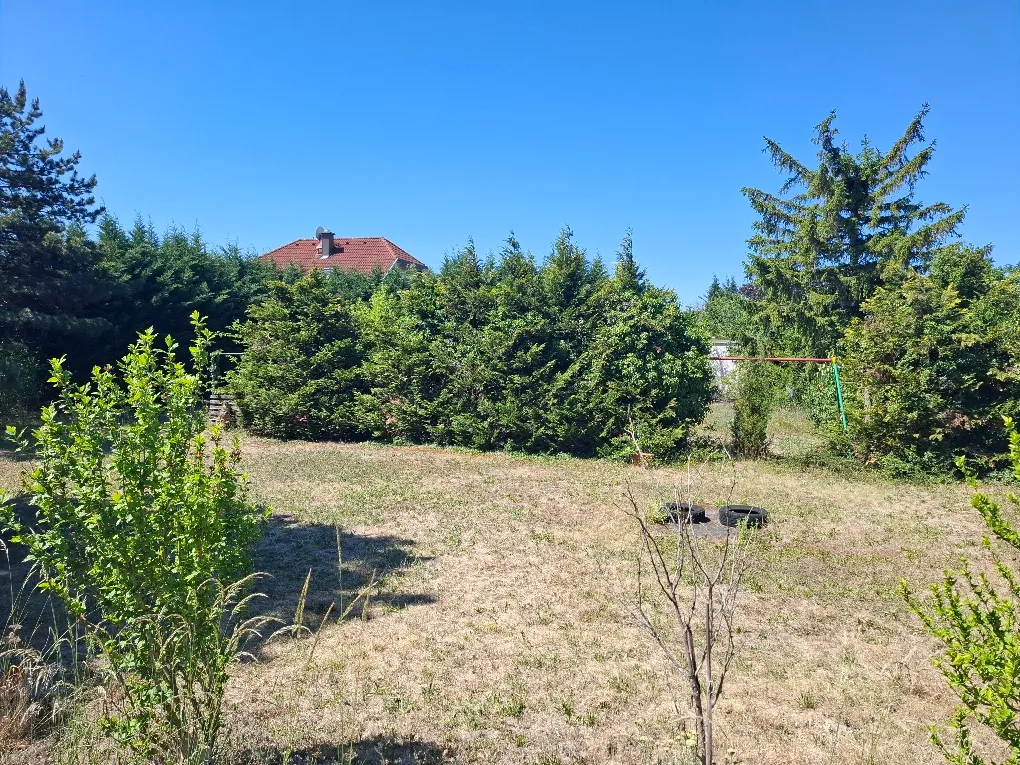 Felixdorf: Wunderschönes großes Baugrundstück - auch TEILBAR - mit einem tollen Haus mit Keller, Garage, Carport und vielen Möglichkeiten! - Ansicht 2