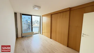 Außergewöhnlich helle 3-Zimmer-Wohnung mit variabler Raumaufteilung nahe Mühlwasser – Bild 3