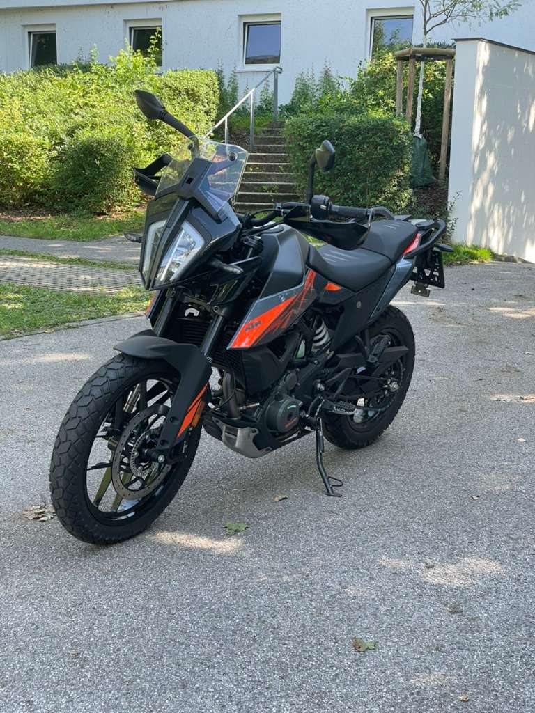 KTM Adventure 390 black - Neufahrzeug Tourer