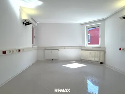 2-Zimmer-Gewerbeimmobilie mieten in Wolfsberg – 47 m², € 614 – Bild 7 von 8