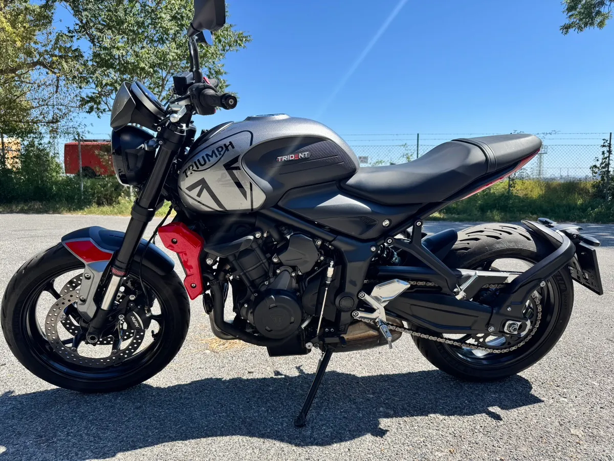 Triumph Trident 660