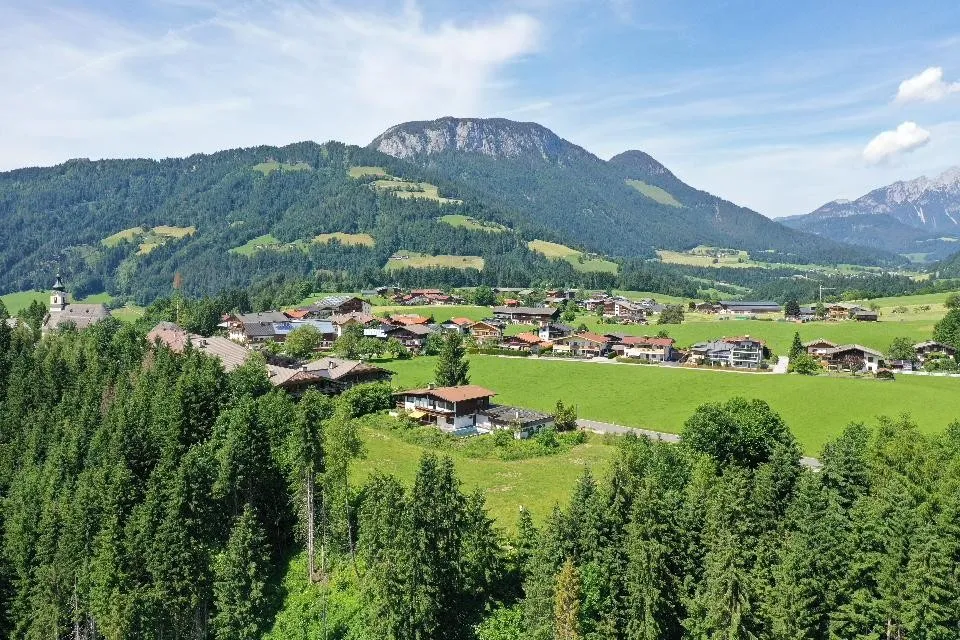 Familienglück in Itter - die perfekte Sonnenlage und optimal durchdachter Grundriss - Ansicht 2