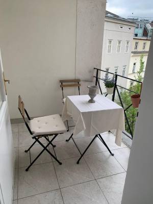Wunderschöne, helle c.99 m² große Wohnung zur Untervermietung für 4 oder 7 Monate - in der Nähe der Votivkirche, 1090 – Bild 3