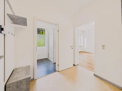 2-Zimmer-Wohnung kaufen in Gmunden – 33 m², € 105.000 – Bild 3 von 24