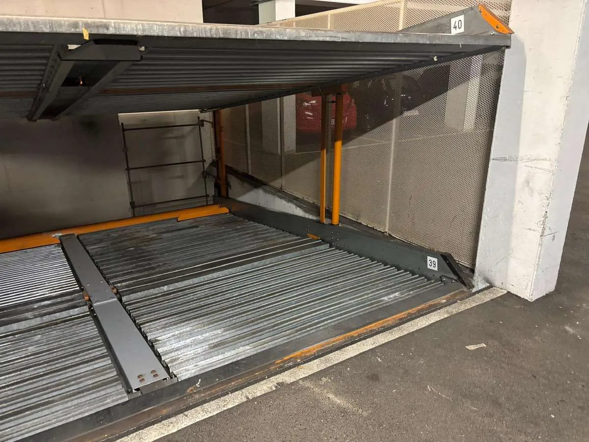 Stapelparkplätze in zentraler Tiefgarage - Nähe Landstraße, Linz // NUR MEHR EINE EINHEIT VERFÜGBAR - Ansicht 2