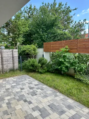 Smart Living: Privater E-Charger, Privater Garten, U2 Nähe, Fußbodenheizung, Luftwärmepumpe,