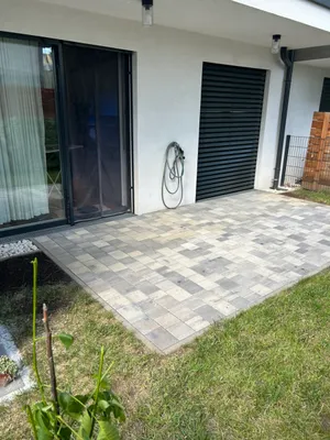 Smart Living: Privater E-Charger, Privater Garten, U2 Nähe, Fußbodenheizung, Luftwärmepumpe, – Bild 2