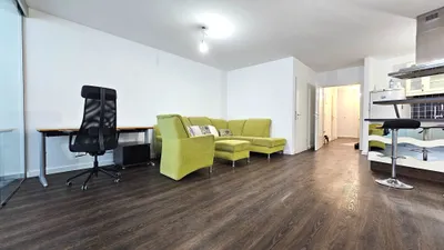 Lichtdurchflutete 3-Zimmer-Wohnung mit Loggia - direkt bei U-Bahn U3 | Gasometer Wien – Bild 2