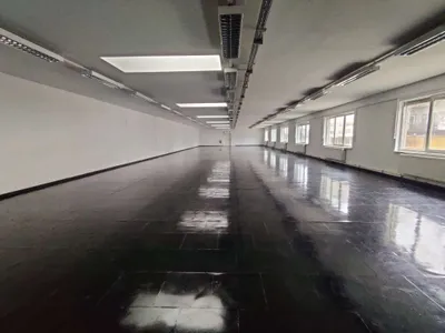 Gewerbeimmobilie mieten in Oberwart – 485 m², € 7 – Bild 12 von 16
