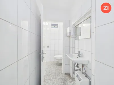 5-Zimmer-Gewerbeimmobilie mieten in Linz – 104 m², € 1.300 – Bild 6 von 9