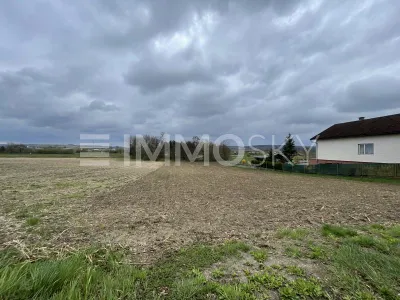 Grundstück kaufen in Tulln – 2 631 m², € 370.000 – Bild 2 von 2