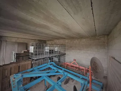 Immobilie mieten in Linz Land – 900 m², € 2 – Bild 4 von 6