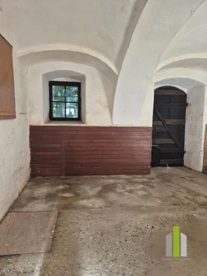 6-Zimmer-Immobilie kaufen in Vöcklabruck – 400 m², € 875.000 – Bild 48 von 68