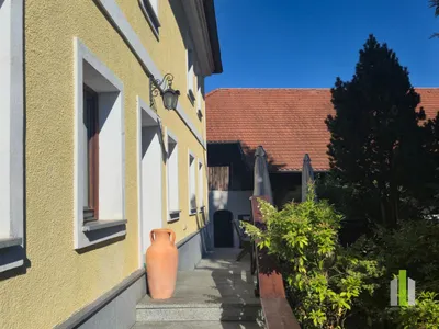 6-Zimmer-Immobilie kaufen in Vöcklabruck – 400 m², € 875.000 – Bild 66 von 68
