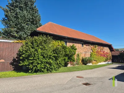 6-Zimmer-Immobilie kaufen in Vöcklabruck – 400 m², € 875.000 – Bild 2 von 68