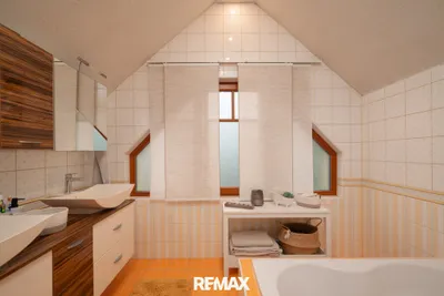5-Zimmer-Haus kaufen in Eisenstadt - Umgebung – 140 m², € 549.000 – Bild 14 von 16