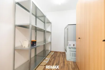 4-Zimmer-Gewerbeimmobilie mieten in Neusiedl am See – 125 m², € 1.850 – Bild 16 von 17