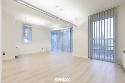4-Zimmer-Gewerbeimmobilie mieten in Neusiedl am See – 125 m², € 1.850 – Bild 9 von 17