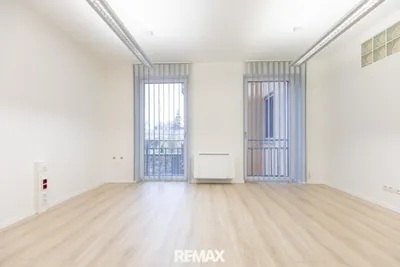4-Zimmer-Gewerbeimmobilie mieten in Neusiedl am See – 125 m², € 1.850 – Bild 8 von 17