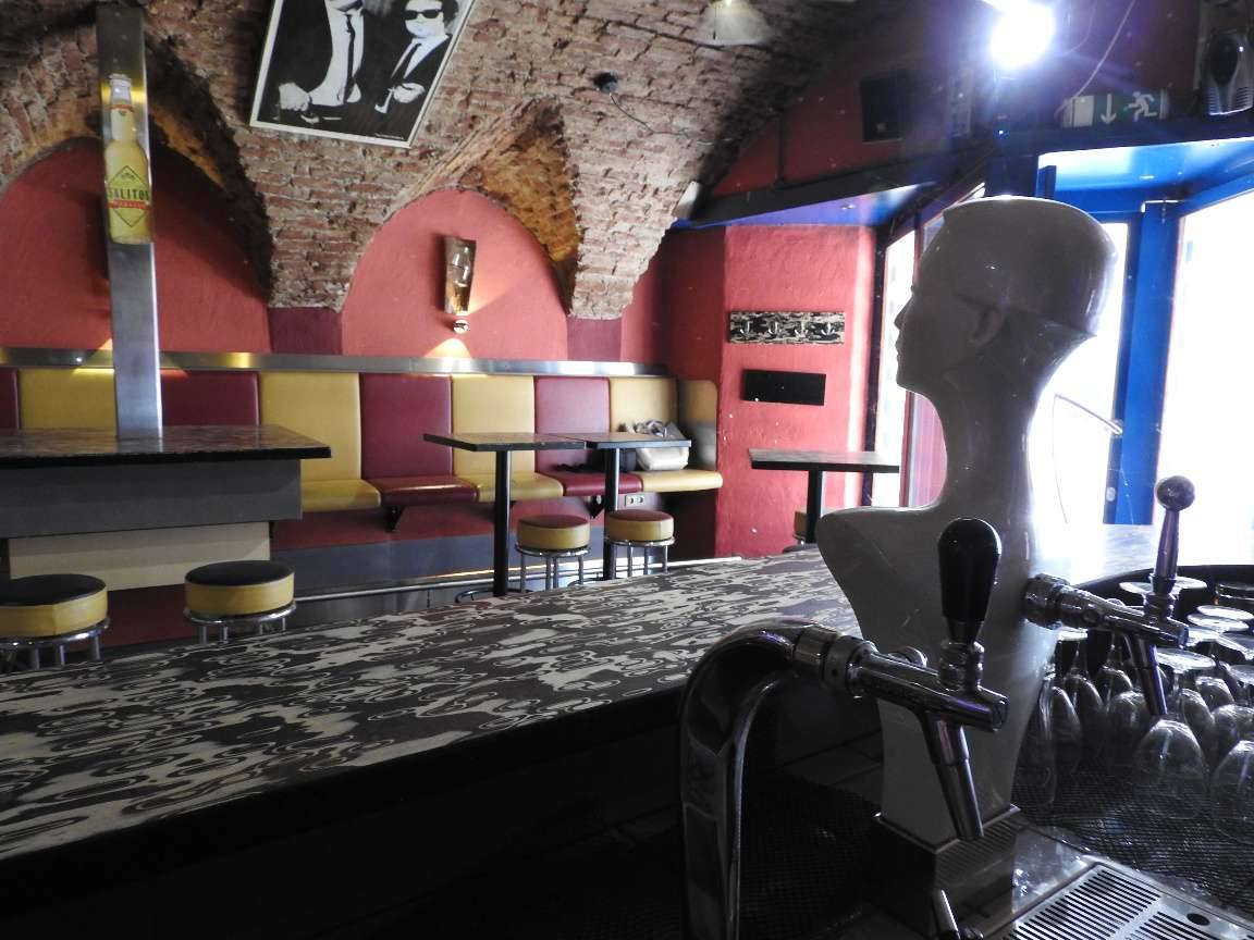 BETRIEBSBEREIT: CAFE/LOKAL/BAR - spezielles AMBIENTE,ca.160 m², 1a LAGE in WOLFSBERG/KÄRNTEN - Ansicht 2