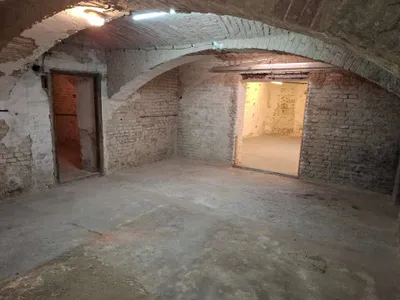 Gewerbeimmobilie mieten in Wien – 92 m², € 365 – Bild 6 von 6
