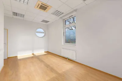 3-Zimmer-Gewerbeimmobilie mieten in Wiener Neustadt Land – 91,88 m², € 1.153 – Bild 9 von 12