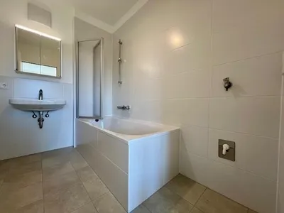 2-Zimmer-Wohnung mieten in Linz – 53,73 m², € 829 – Bild 5 von 9