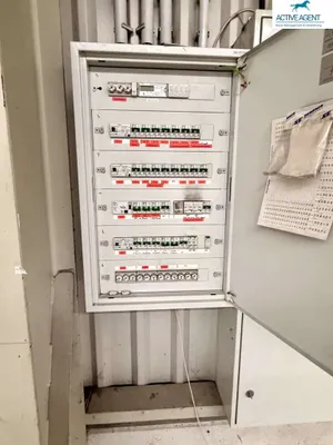 Gewerbeimmobilie mieten in Wiener Neustadt – 1 527 m² – Bild 7 von 10