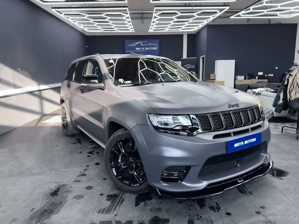 Jeep Grand Cherokee 6,4 V8 HEMI SRT EXPORT: 55.000,- SUV / Geländewagen