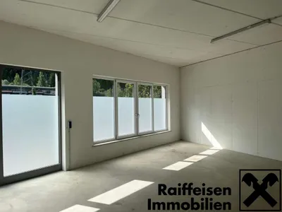 1-Zimmer-Immobilie mieten in Lienz – 119 m², € 7 – Bild 2 von 5