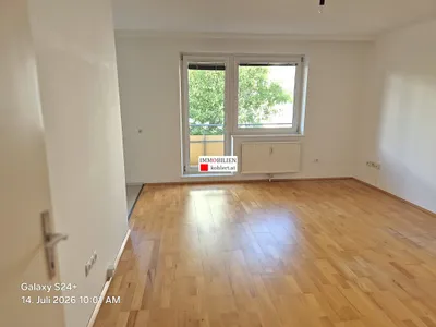 SONNIGE 2-ZIMMERWOHNUNG MIT ALLEN NEBENRÄUMEN – Bild 2