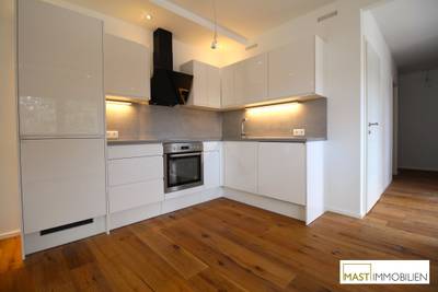 Beeindruckende 3 Zimmer Wohnung mit Top-Ausstattung im beliebten 23. Bezirk - Nähe SCS/Wien