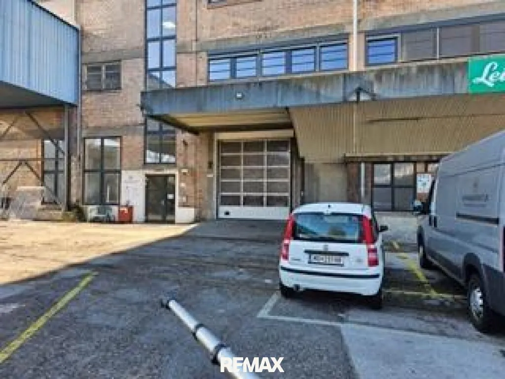 ca. 800 -8.000 m² Lagerhallen zu mieten - Ansicht 3