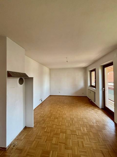 Sonnige 2-Zimmer-Wohnung mit Kaminanschluss, Balkon und Carportparkplatz - geförderte Miete ODER geförderte Miete mit Kaufoption - 2 Zimmer - Ansicht 3