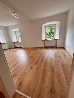 2-Zimmer-Wohnung mieten in Weiz – 62 m², € 690 – Bild 1 von 11