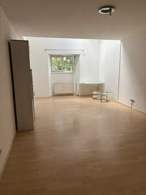 2-Zimmer-Wohnung mieten in Salzburg-Umgebung – 80 m², € 990 – Bild 2 von 8