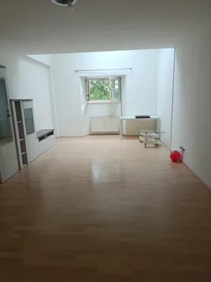 2-Zimmer-Wohnung mieten in Salzburg-Umgebung – 80 m², € 990 – Bild 3 von 8
