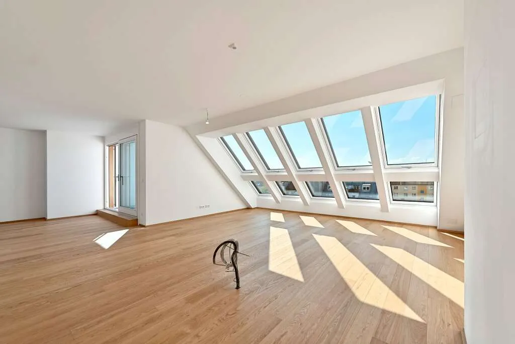 THE TEMPTATION - DG-Maisonette mit Terrasse & Balkon | 22 m² Freifläche, 3 Zimmer - Ansicht 2
