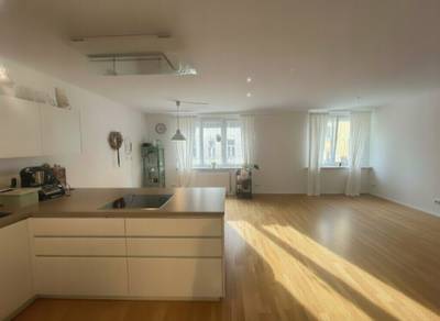 Einzigartige 67,5 m² große Wohnung nahe Schloss-Belvedere zu vermieten.