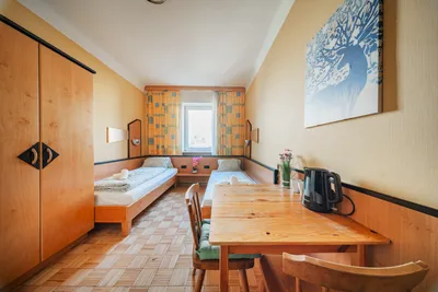 27-Zimmer-Gewerbeimmobilie mieten in Wien – 715 m², € 8.900 – Bild 7 von 14