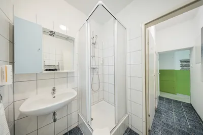 27-Zimmer-Gewerbeimmobilie mieten in Wien – 715 m², € 8.900 – Bild 12 von 14
