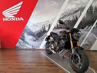 Honda CB 650 R E-Clutch