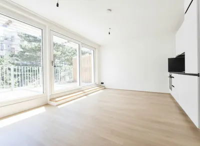 Pauschalmiete inklusive Warmwasser & Heizung/Kühlung - Moderne 2-Zimmer-Wohnung mit schöner Terrasse in den Hof - Stilvolle Ausstattung – Bild 3
