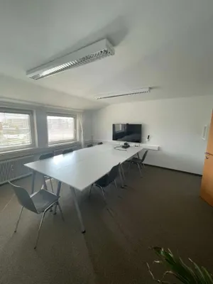 1-Zimmer-Gewerbeimmobilie mieten in Linz Land – 30 m², € 374 – Bild 4 von 13