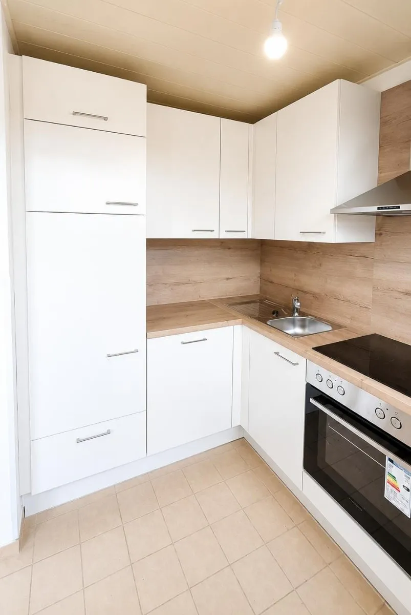 Erstbezug nach Sanierung | Neue Küche | 54 m² | 2 Abstellräume | Lift | Grünblick | Top Lage - Widok 2