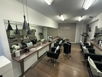 Gewerbeimmobilie mieten in Baden – 160 m², € 2.000 – Bild 1 von 18