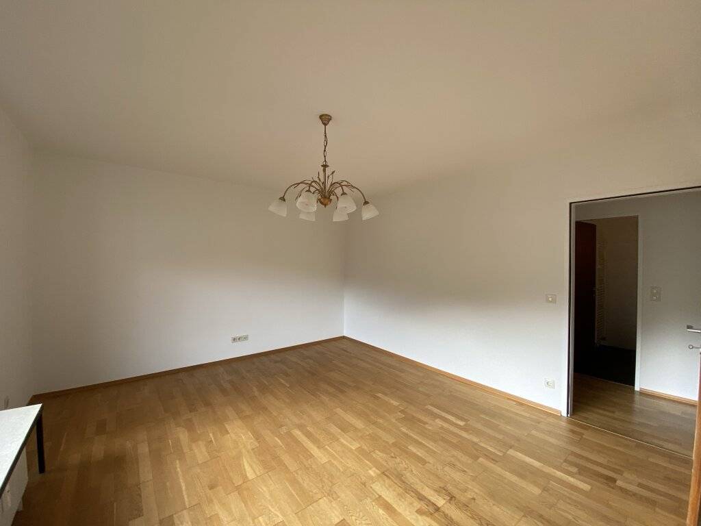 Stilvolle 2-Zimmer-Wohnung mit Loggia nahe des Preuschenparks | PARSCH - Ansicht 2